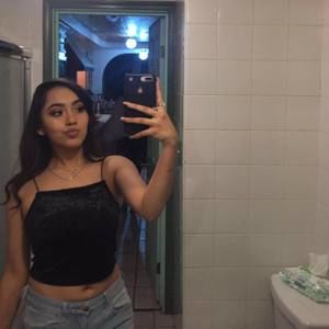 Meet your Posher, Alexandra